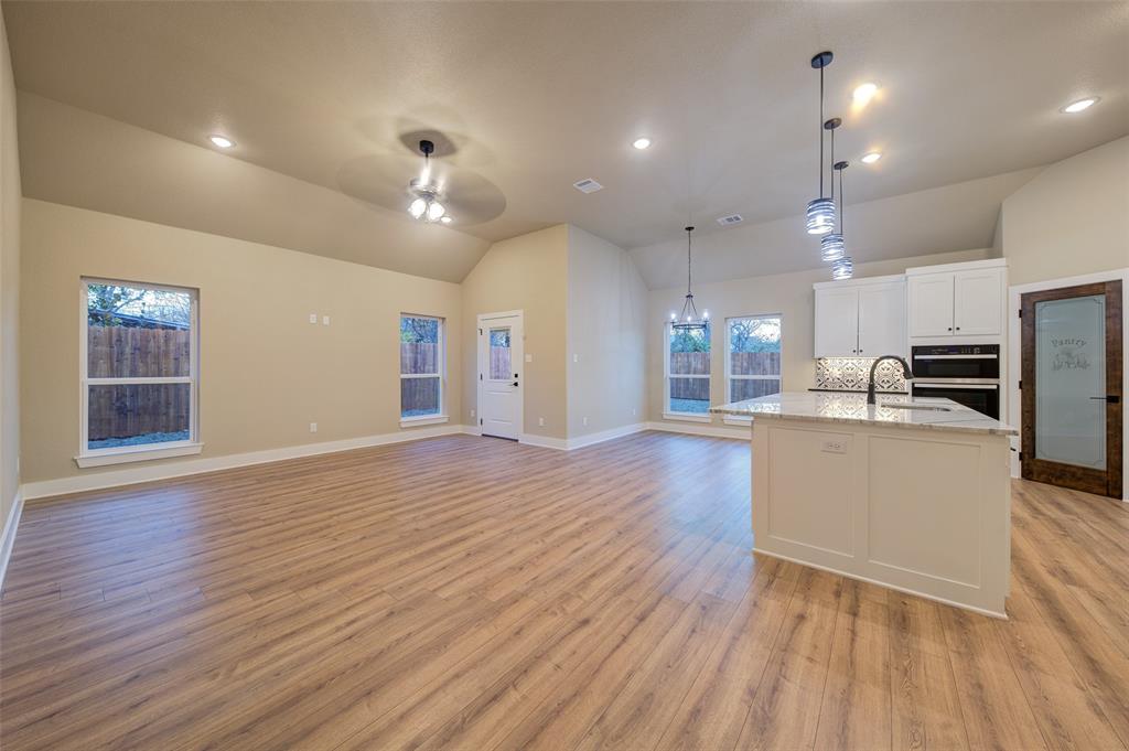 D2855- - TARLETON - Residential