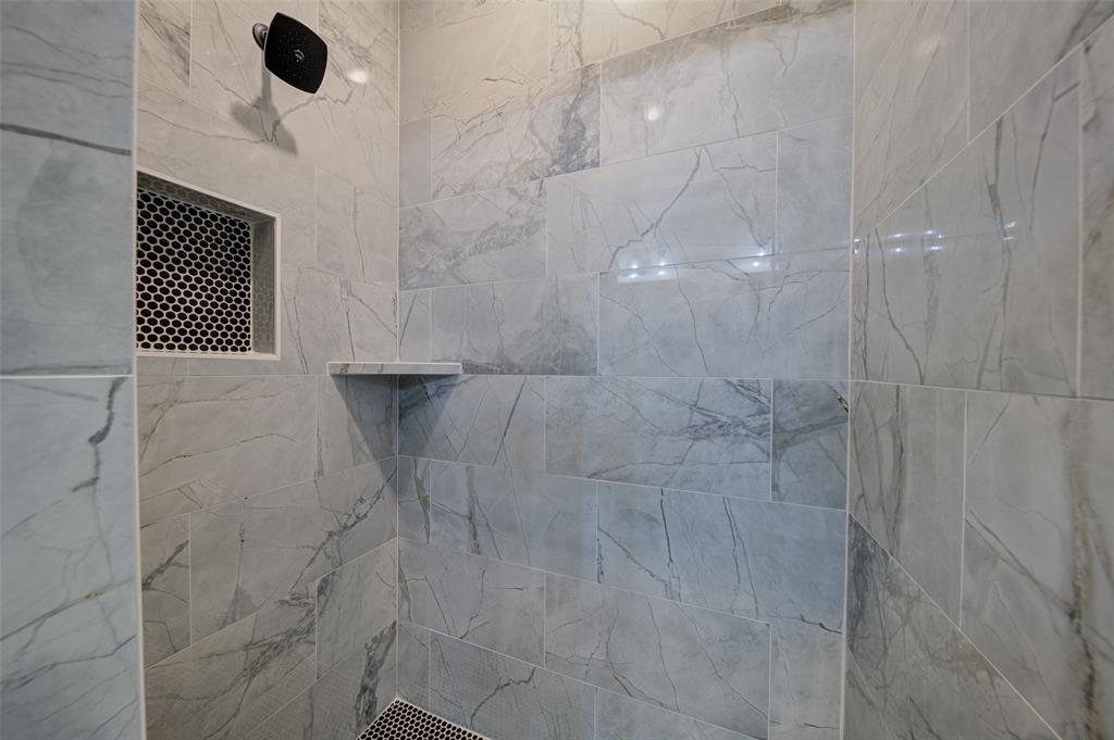 D2855- - TARLETON - Residential