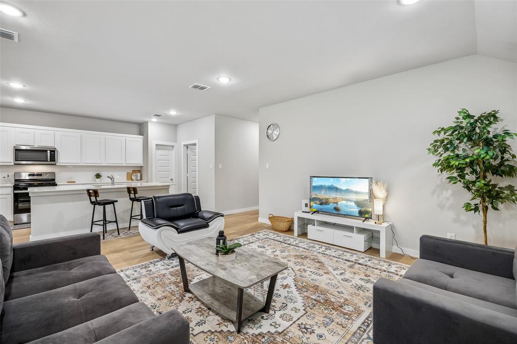 Lakepointe Ph III - Residential