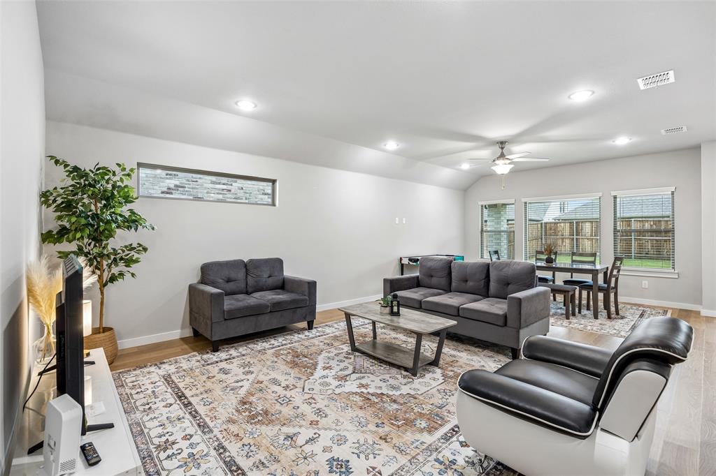 Lakepointe Ph III - Residential