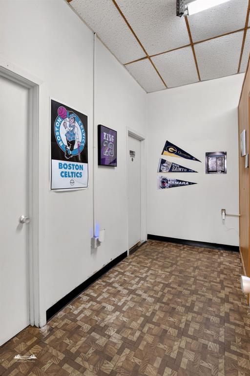 Oakmont Sub - Commercial Sale