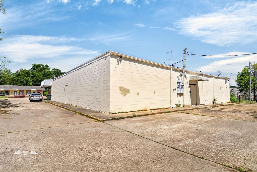 Oakmont Sub - Commercial Sale