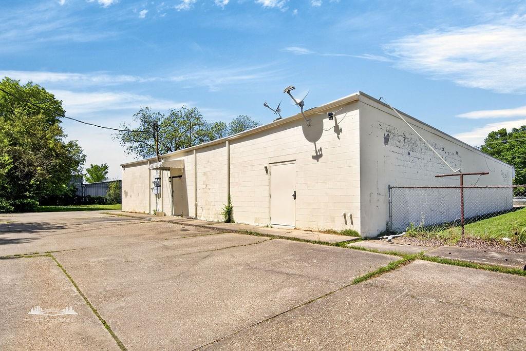 Oakmont Sub - Commercial Sale