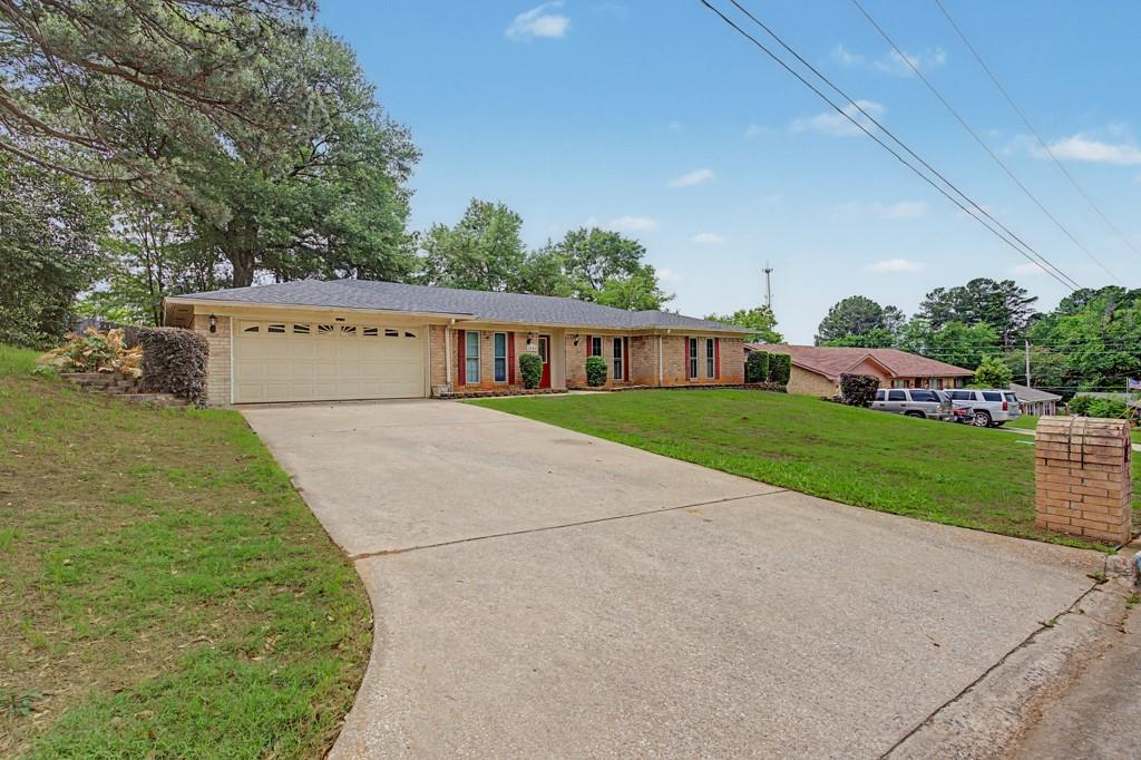 S7320 - WAIN MANOR - Residential