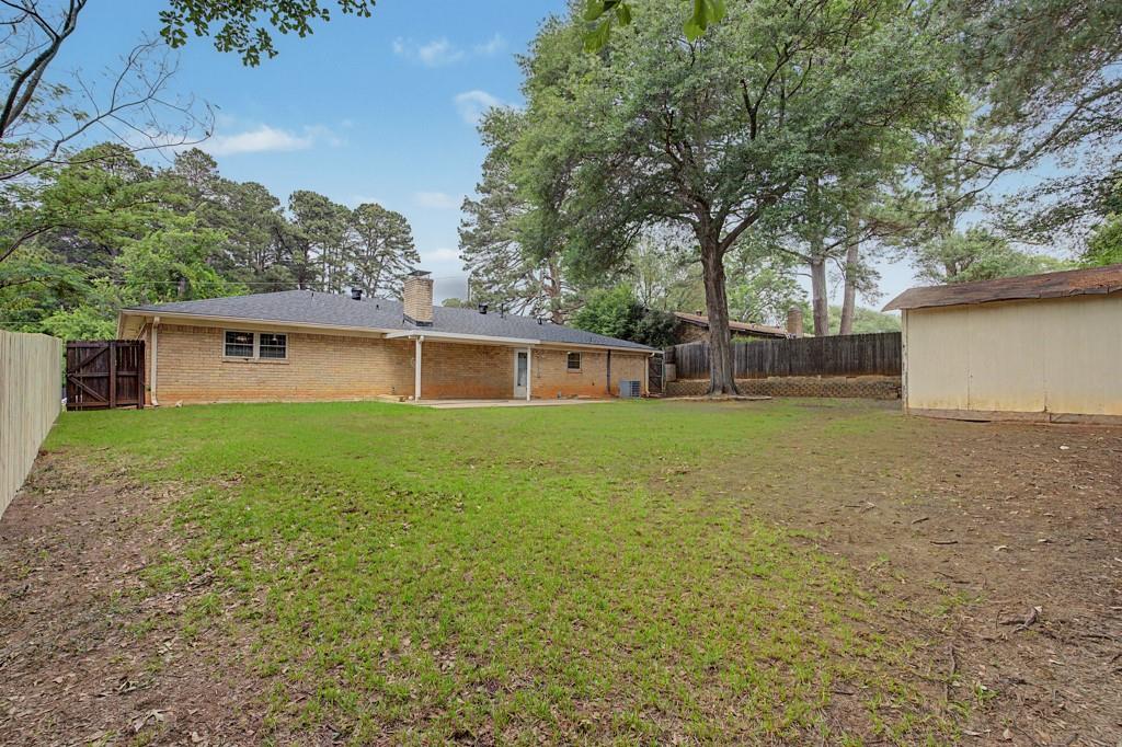 S7320 - WAIN MANOR - Residential