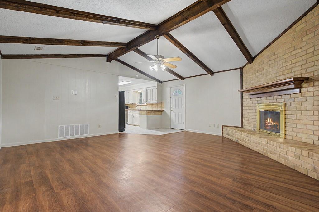 S7320 - WAIN MANOR - Residential
