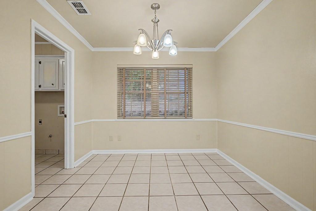 S7320 - WAIN MANOR - Residential