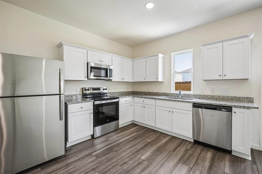 Creekview Fossil Ridge - Residential