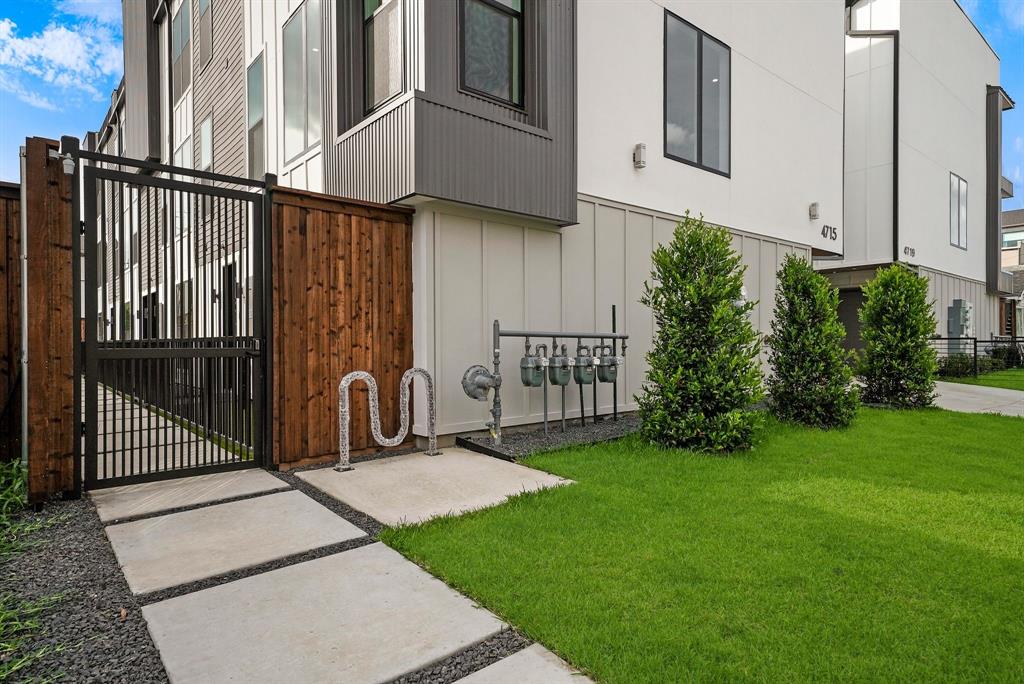 Rick & Hurts North Fitzhugh Ave - Residential