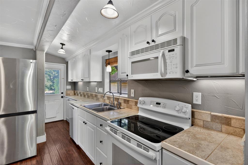 LAYNES ADDN - Residential