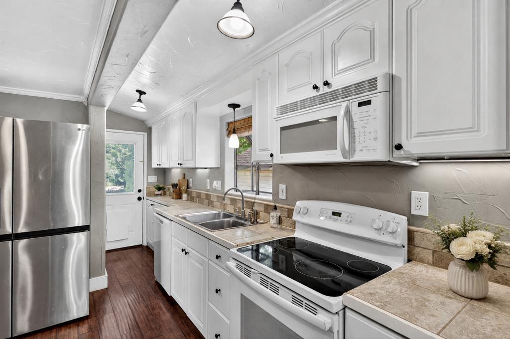 LAYNES ADDN - Residential