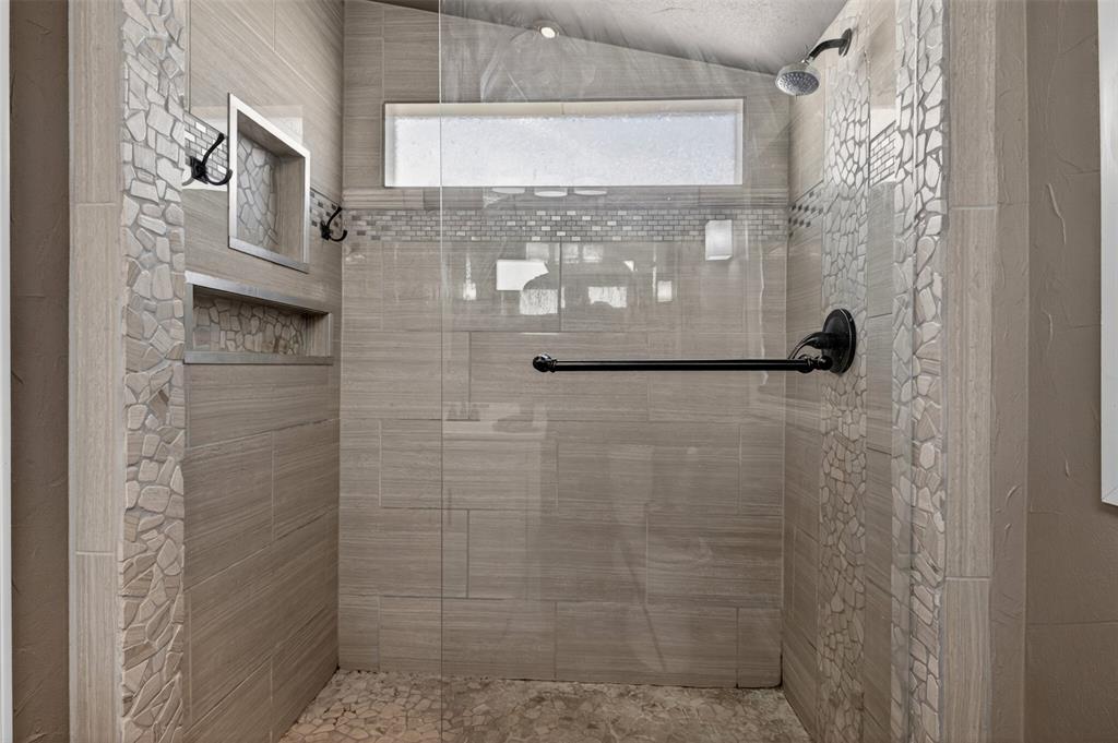 LAYNES ADDN - Residential