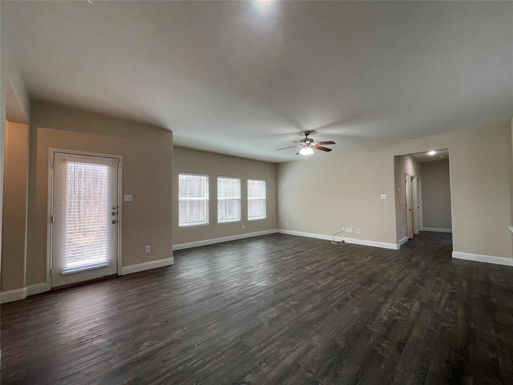 Villages Of Chisholm Ridge Th - Residential