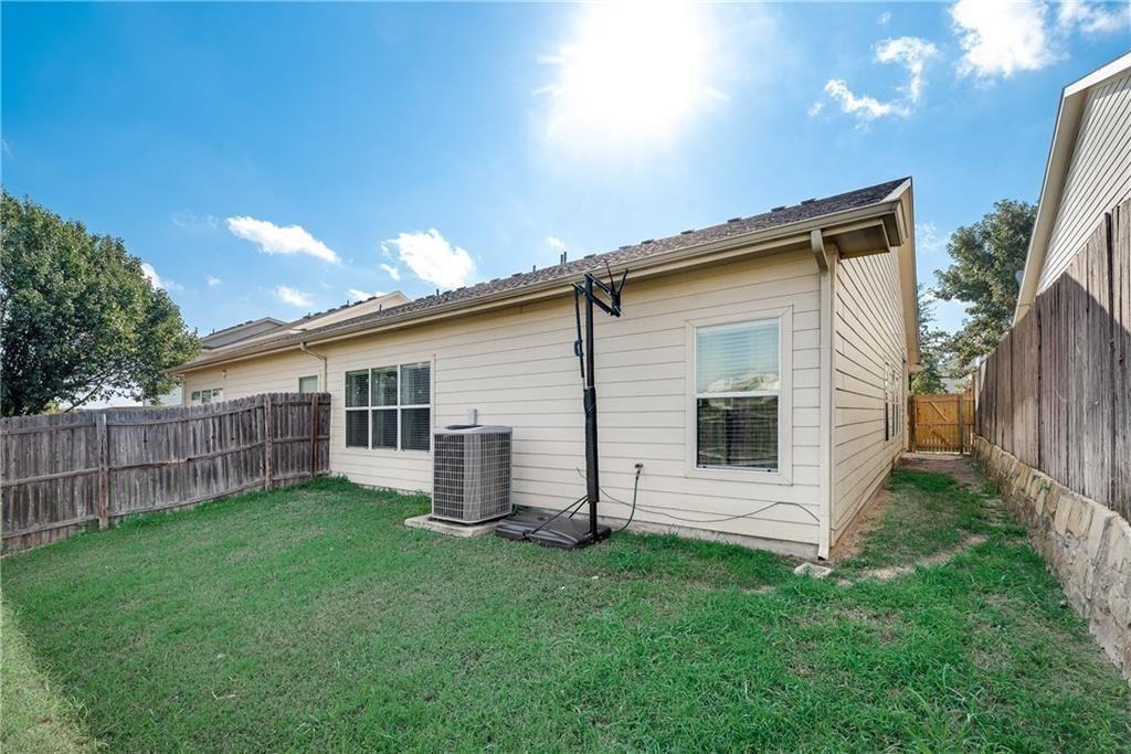 Villages Of Chisholm Ridge Th - Residential