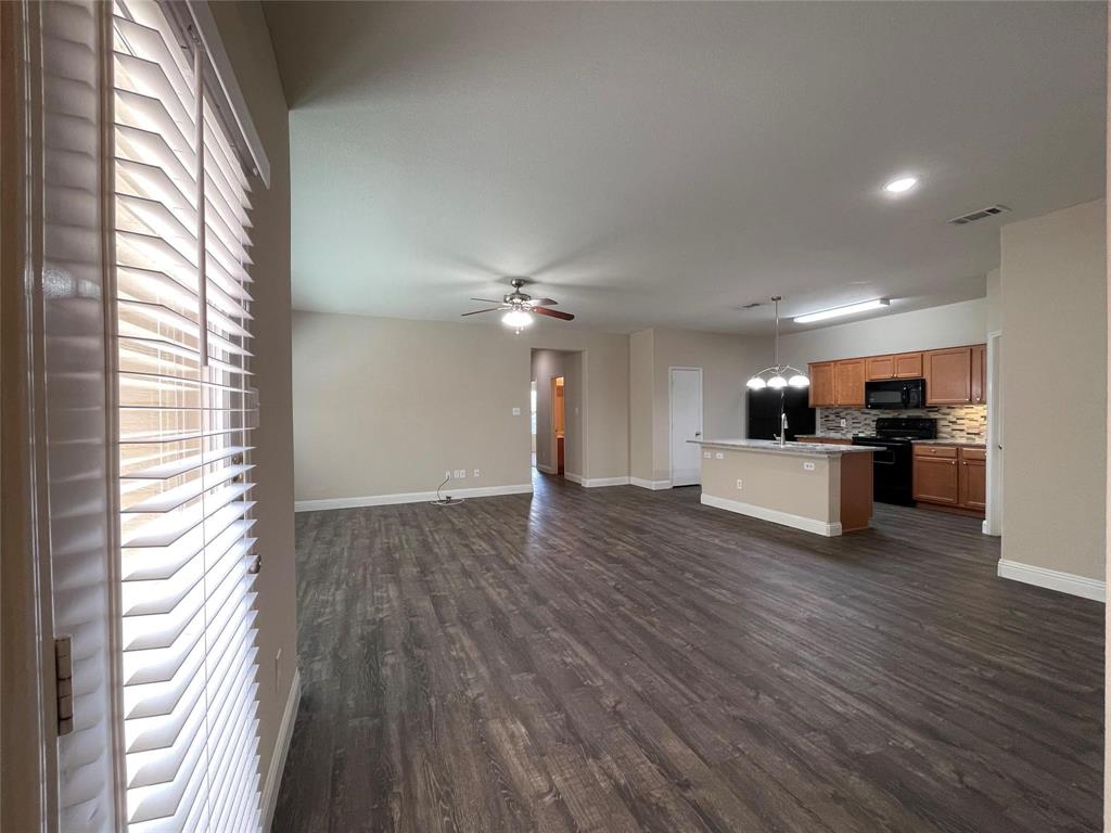 Villages Of Chisholm Ridge Th - Residential