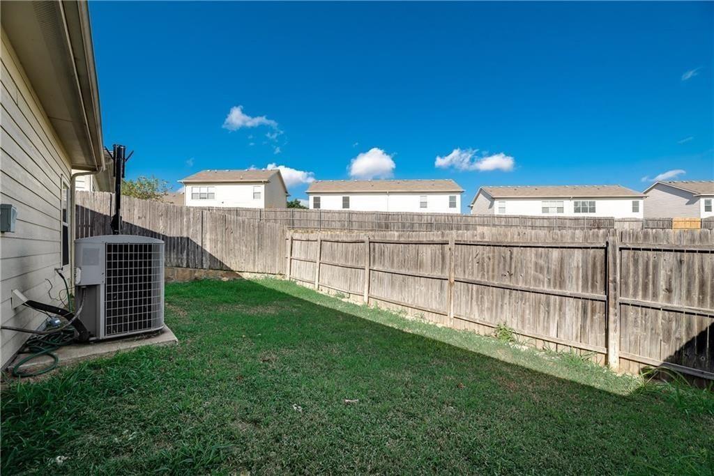 Villages Of Chisholm Ridge Th - Residential