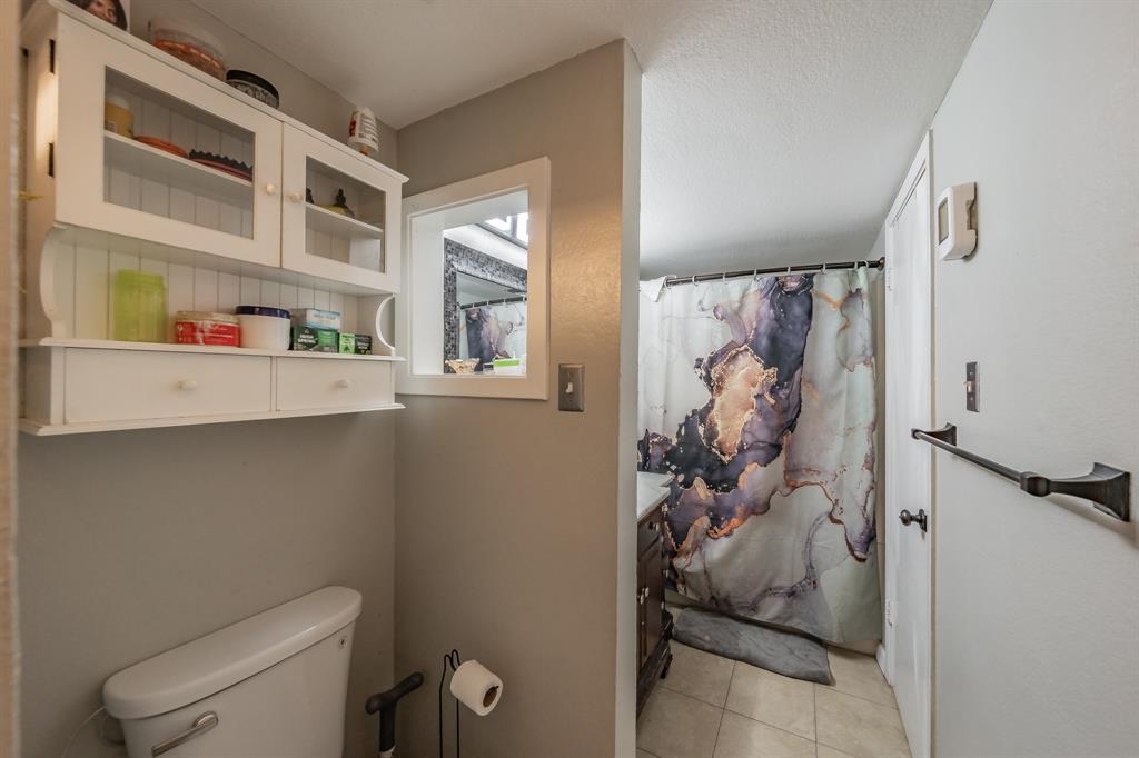 Cedar Ridge At Hurst Twnhms - Residential