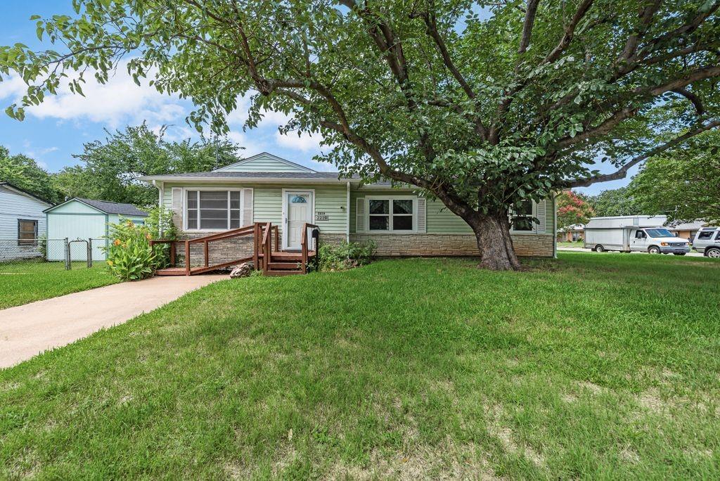 Ridgecrest 02 - Residential