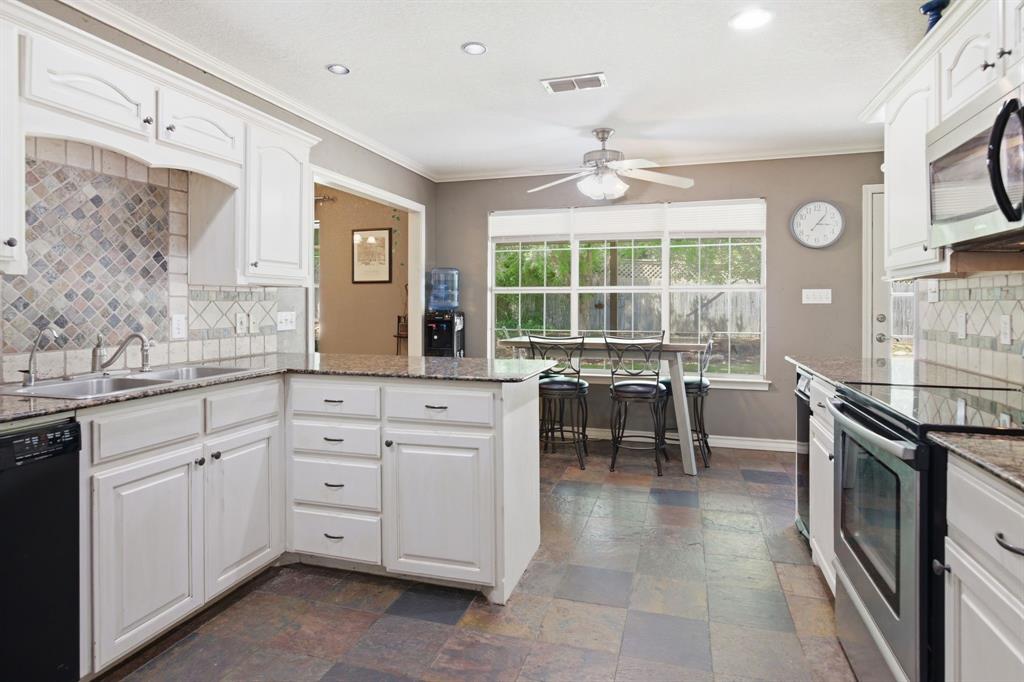 Decordova Bend Estate - Residential