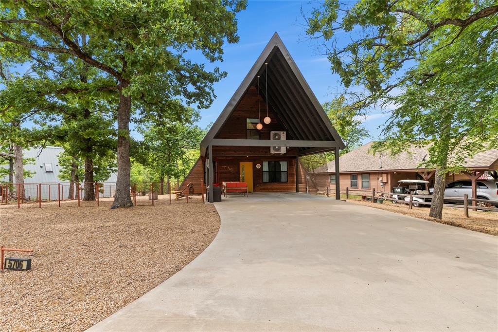 Point La Vista - Residential
