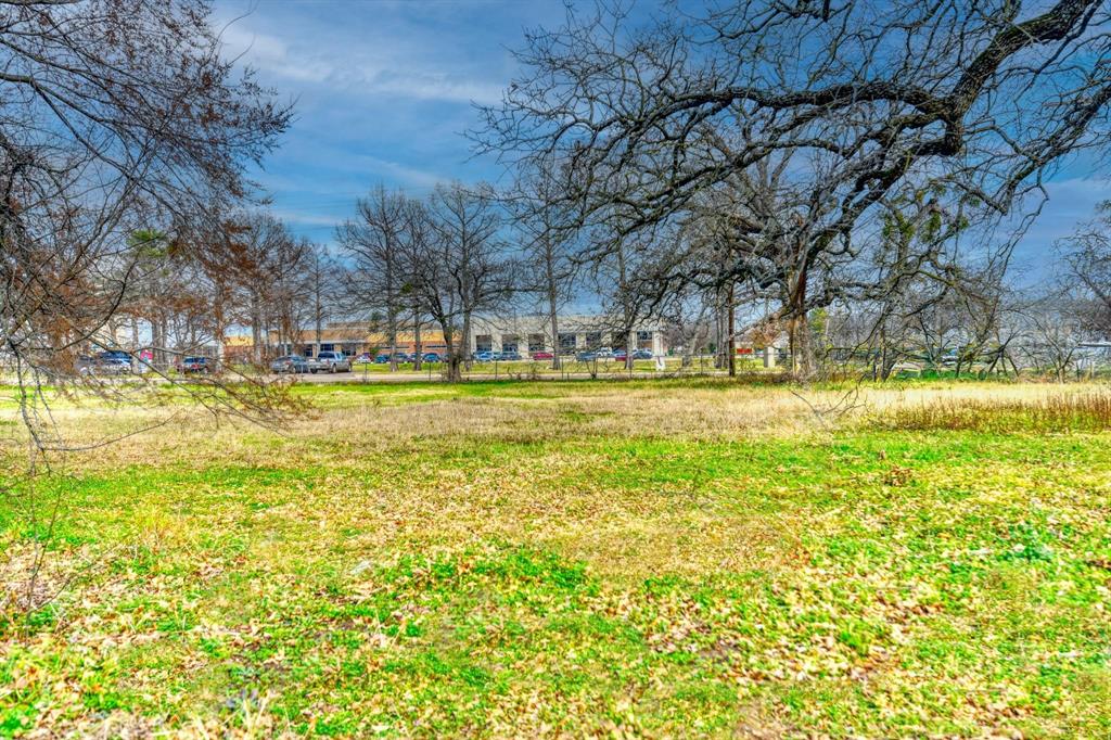 Build the home of your dreams on this expansive 1± acre CORNER lot in Mesquite, where space, comfort, and convenience come together beautifully. Enjoy the freedom to design exactly what you envision while taking advantage of the generous size and excellent shape of the land.
Relax under the shade of mature trees that add natural beauty and a sense of tranquility to the property. This flat, build-ready lot makes construction easier and opens the door to endless possibilities.
Ideally located near major freeways, restaurants, shopping, and within walking distance to schools, you’ll have everything you need just moments away while still enjoying the peace and openness of your own space.
Don’t miss this rare opportunity to create your perfect home in a location that truly has it all!