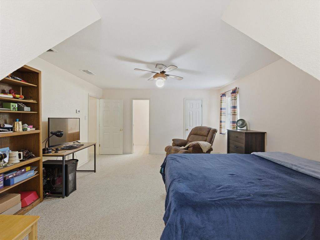 D Hays - Residential