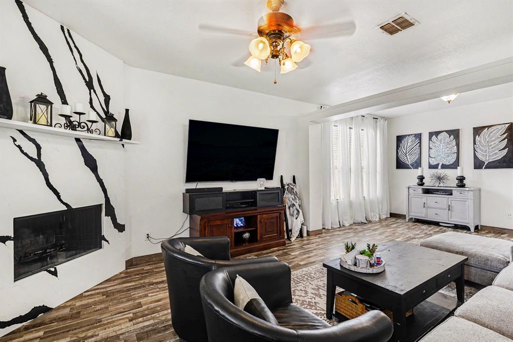 Falcon Ridge - Residential
