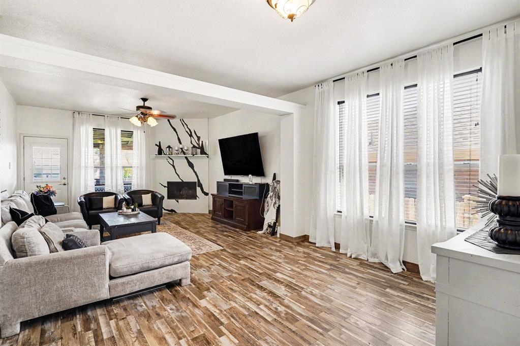 Falcon Ridge - Residential