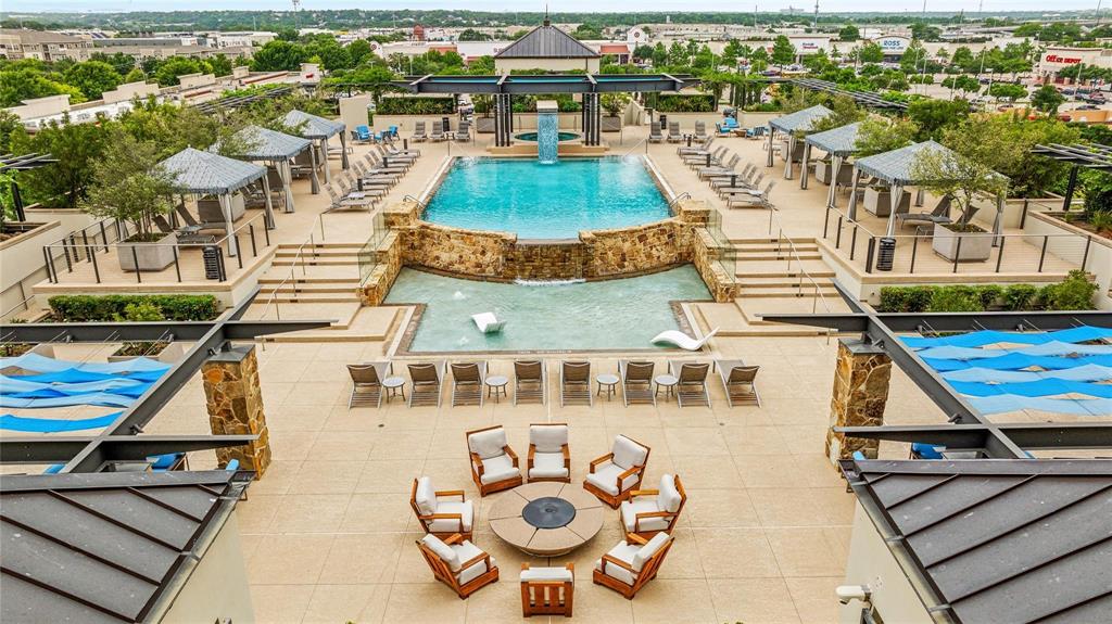One Montgomery Plaza - Residential
