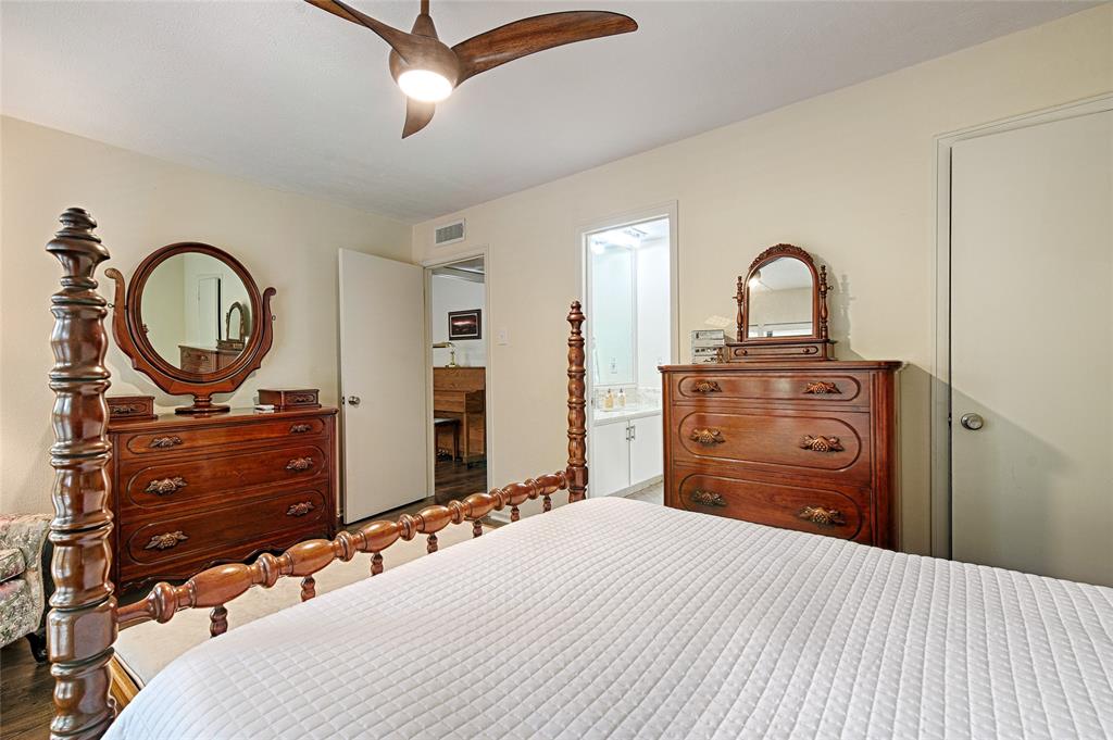 Royal Lane Condos 5800 - Residential