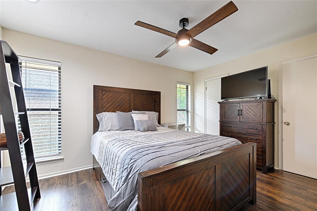 Royal Lane Condos 5800 - Residential