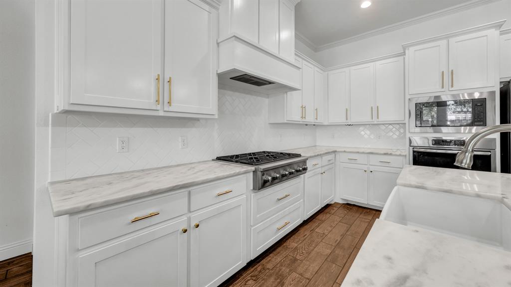 Hackberry Point - Residential
