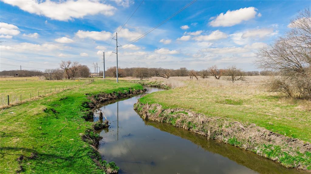 Sabine Creek - Land