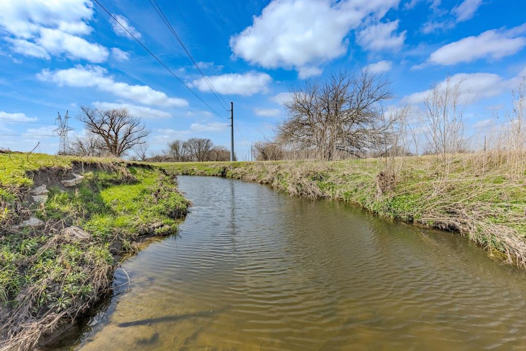 Sabine Creek - Land