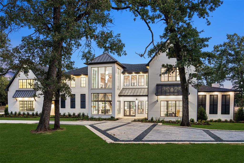 Pinnacle Club - Residential