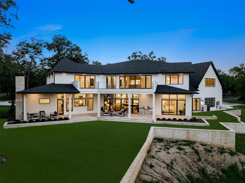 Pinnacle Club - Residential