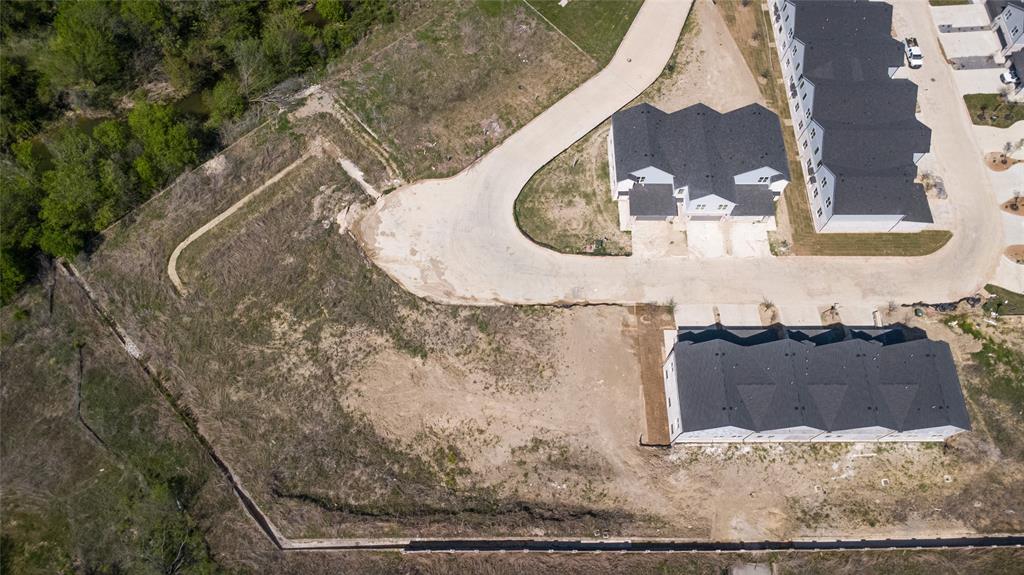 Carrier Parkway Townhomes Addition - Land