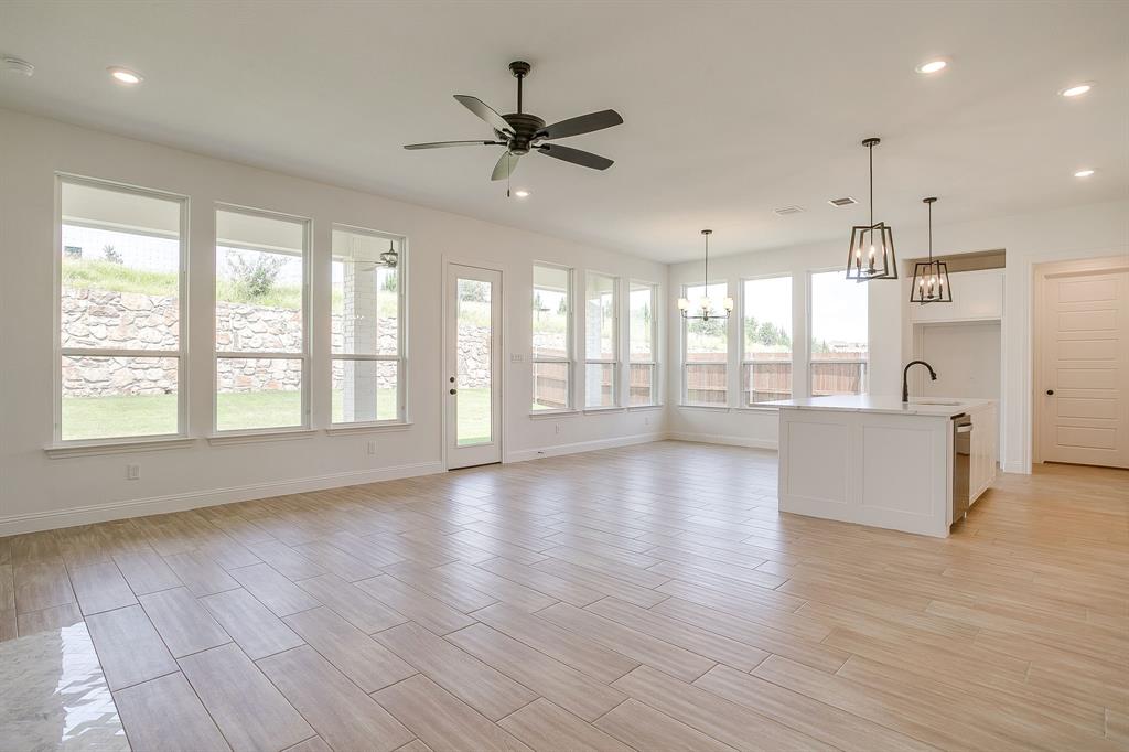 Whitestone Crest - Residential