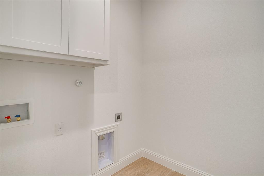 Whitestone Crest - Residential