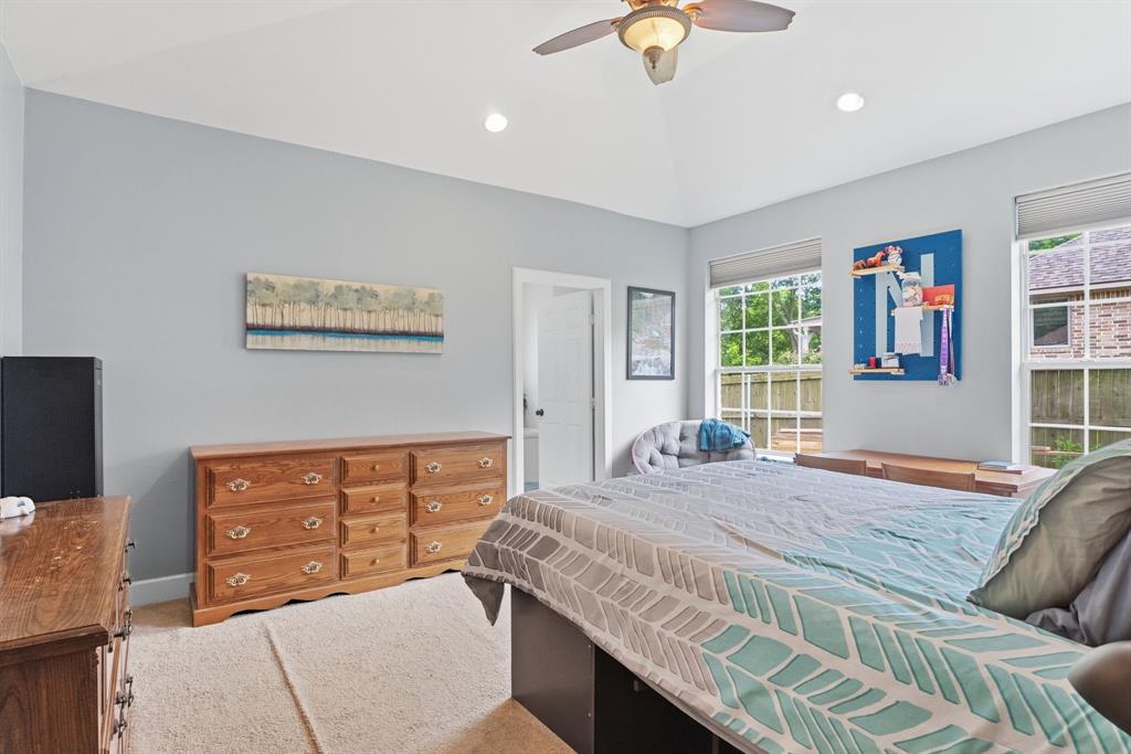 MEADOW PARK ESTATES - Residential