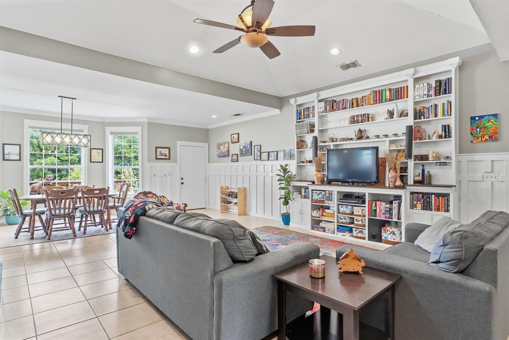 MEADOW PARK ESTATES - Residential