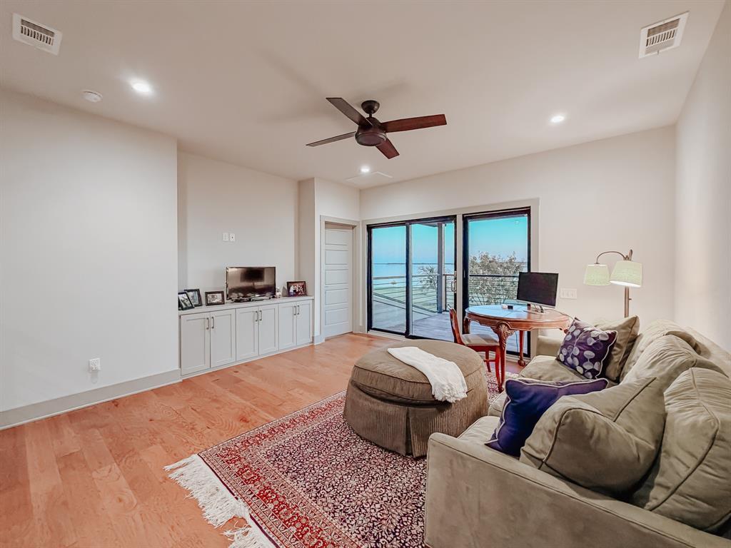 Francisco Bay I - Residential