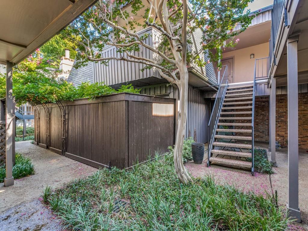 Bowser Ave Condo 4112 - Residential Lease