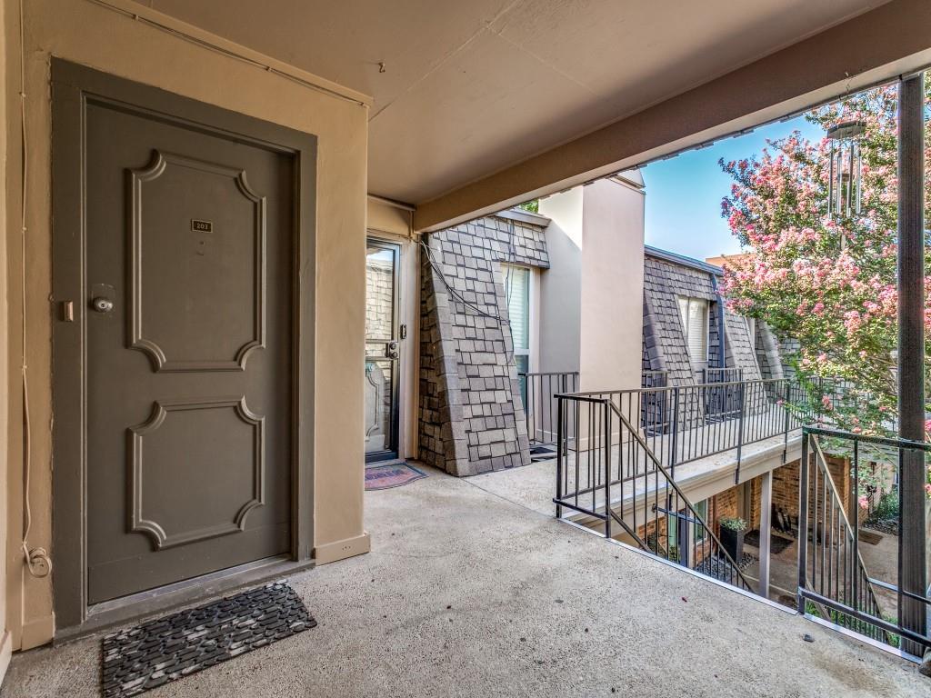 Bowser Ave Condo 4112 - Residential Lease