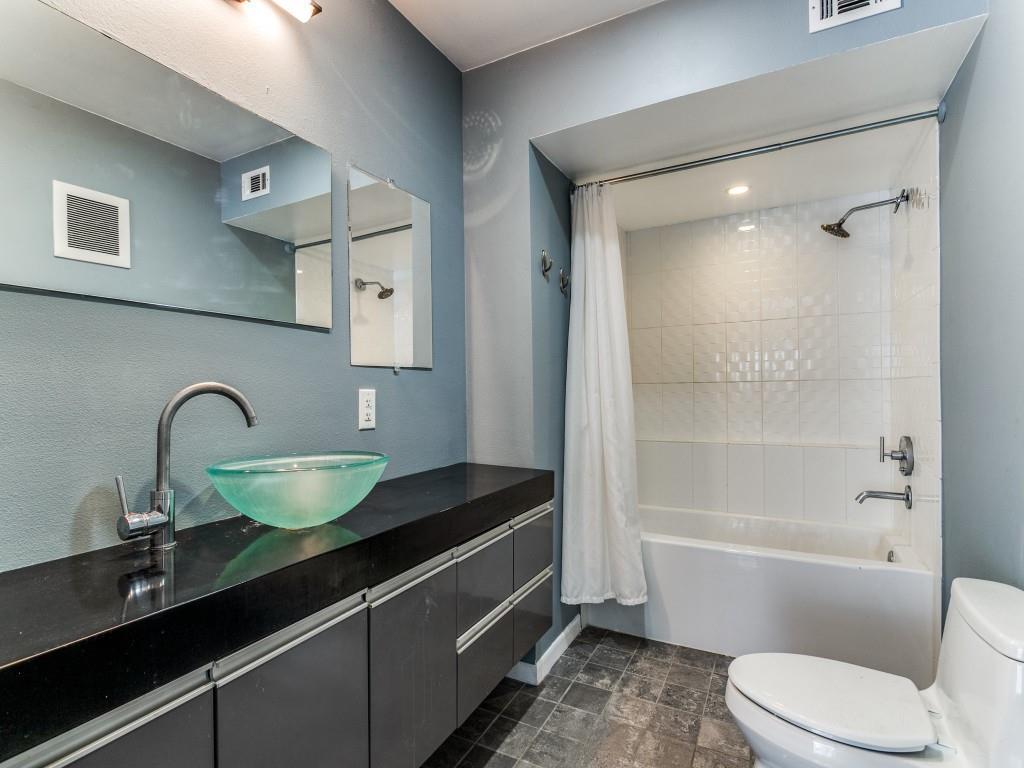 Bowser Ave Condo 4112 - Residential Lease