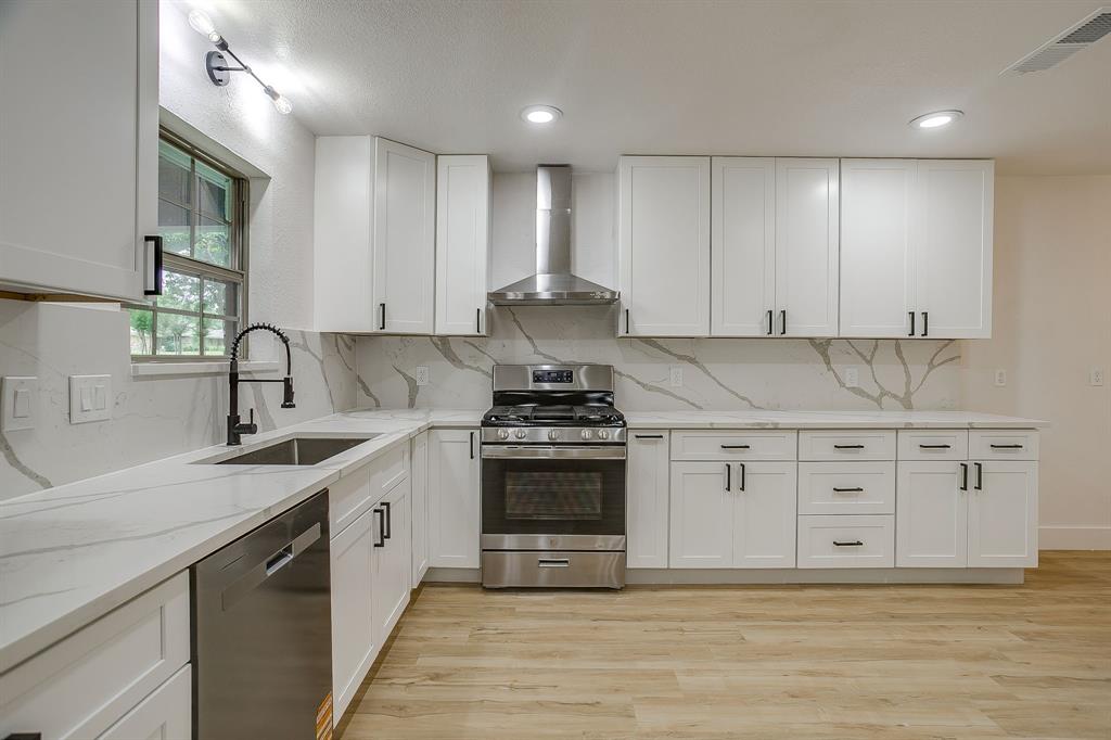 Briarwood Estates 8 - Residential