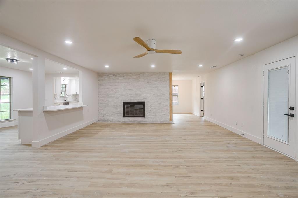 Briarwood Estates 8 - Residential