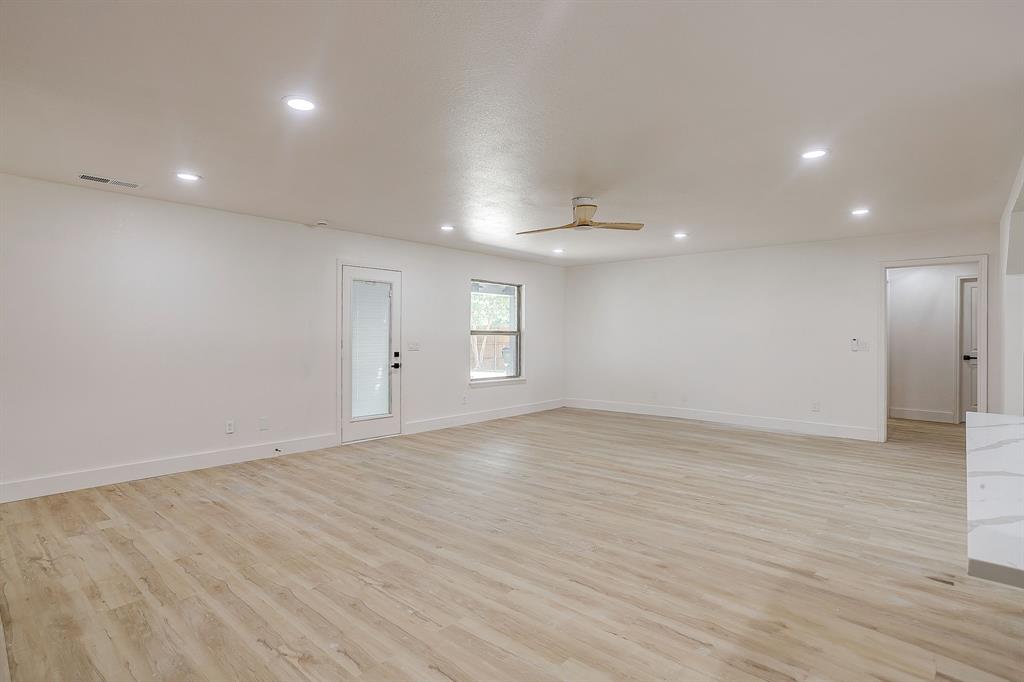Briarwood Estates 8 - Residential