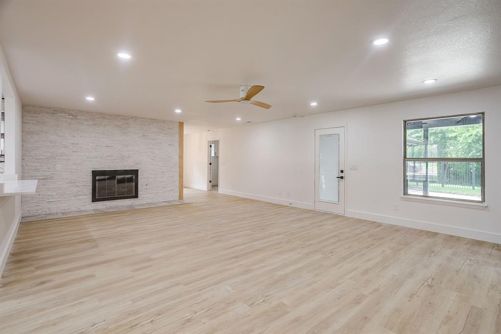 Briarwood Estates 8 - Residential