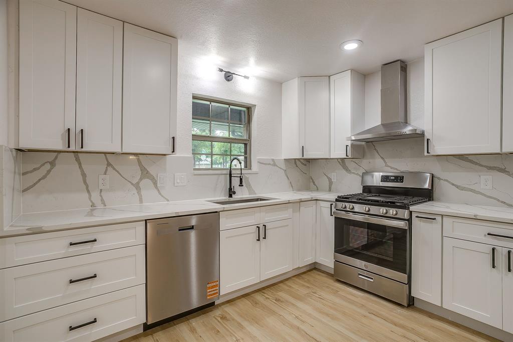 Briarwood Estates 8 - Residential